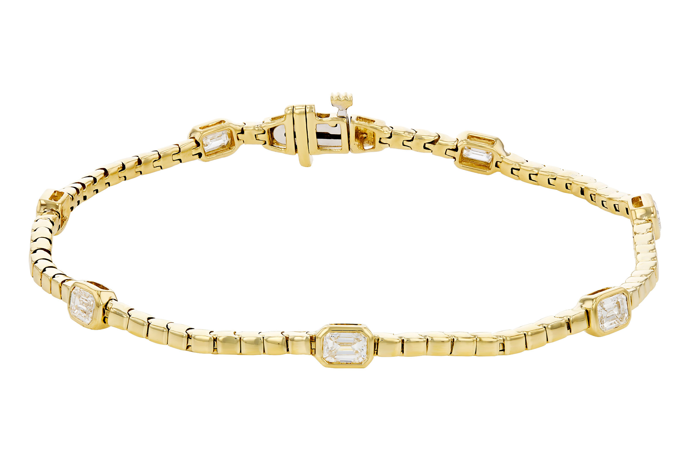 A330-20510: BRACELET 1.32 TW EMERALD CUT DIA (7")