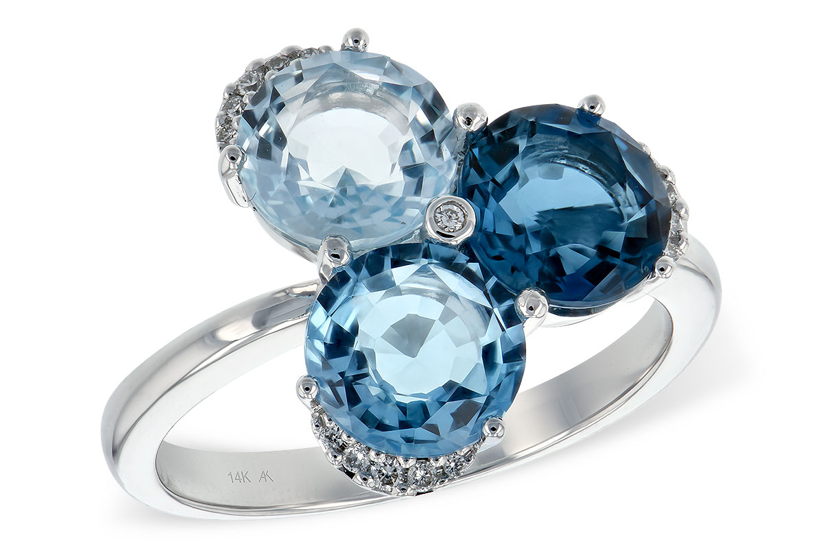 B243-83265: LDS RG 4.02 BLUE TOPAZ 4.07 TGW