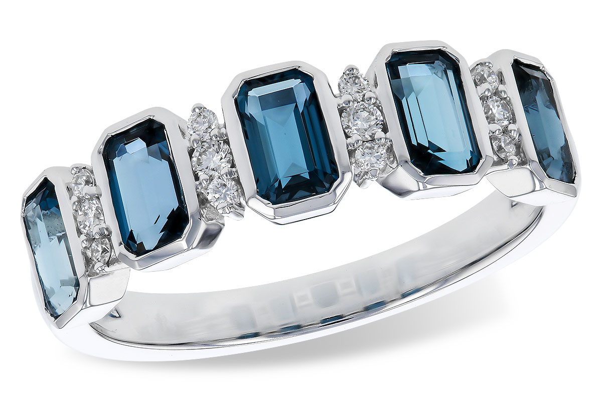 E329-30483: LDS RG 1.46 TW LONDON BLUE TOPAZ 1.58 TGW