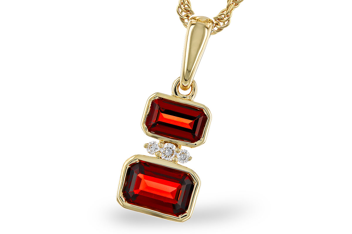 G329-29601: NECK .98 TW GARNET 1.01 TGW